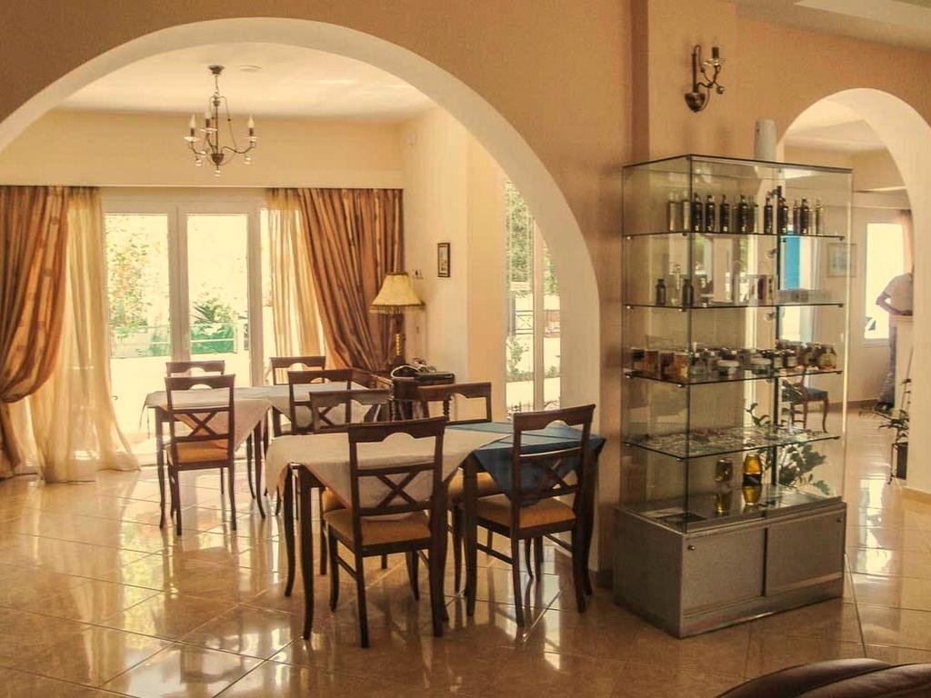 Nefeli Hotel Ágios Kírykos 외부 사진