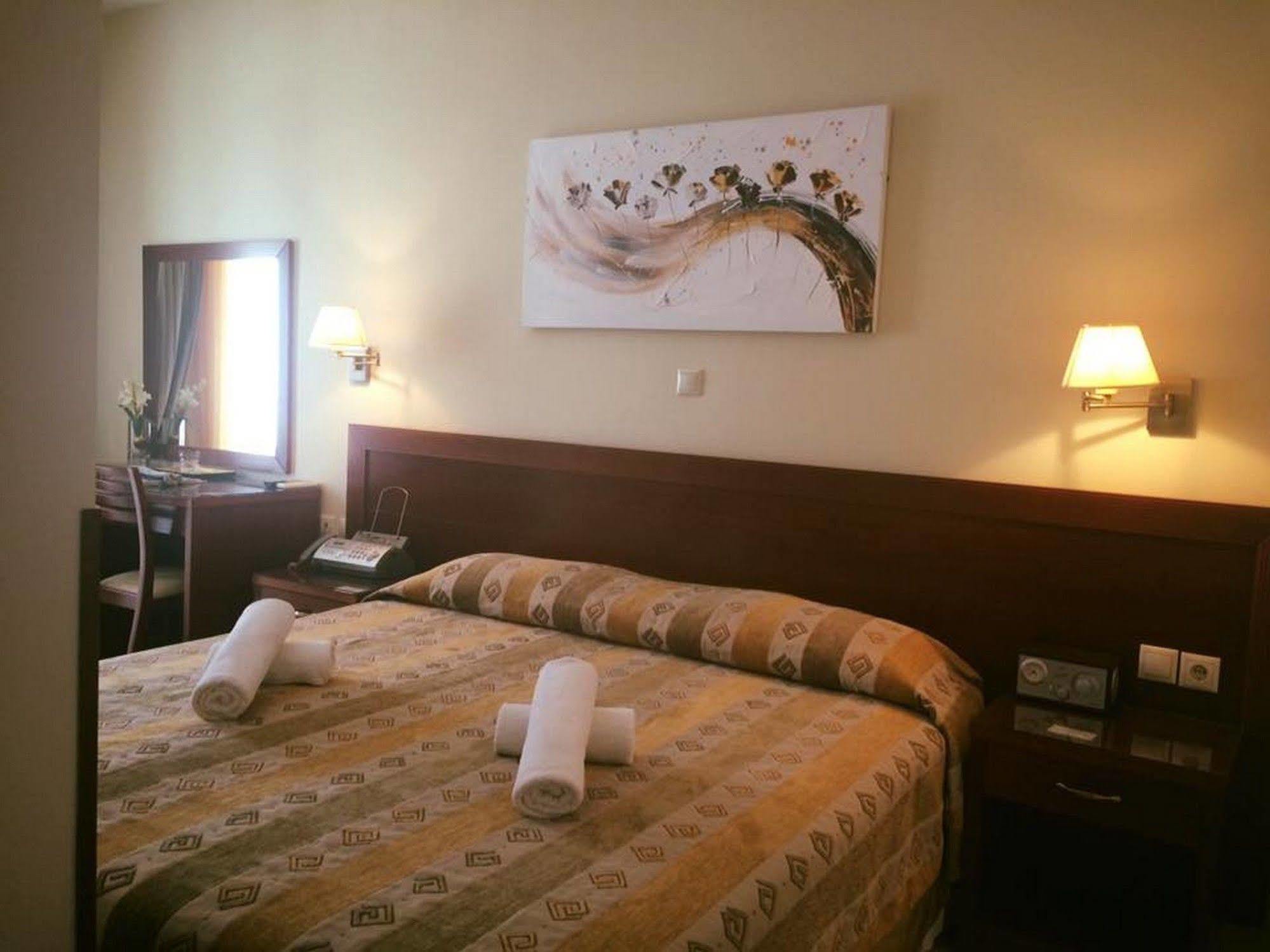 Nefeli Hotel Ágios Kírykos 외부 사진