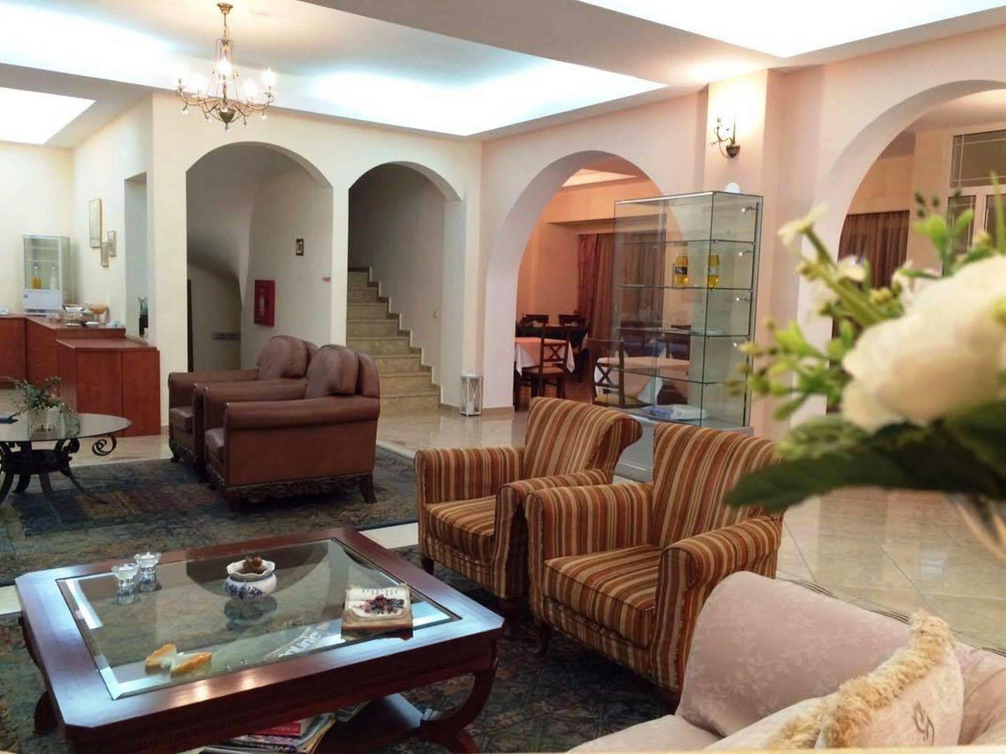 Nefeli Hotel Ágios Kírykos 외부 사진