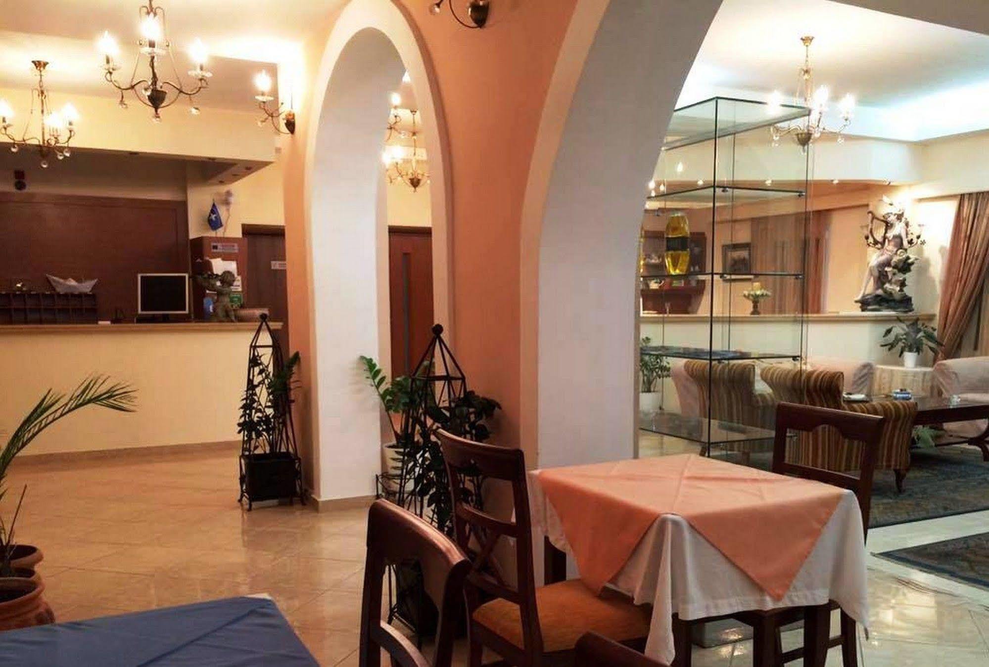 Nefeli Hotel Ágios Kírykos 외부 사진